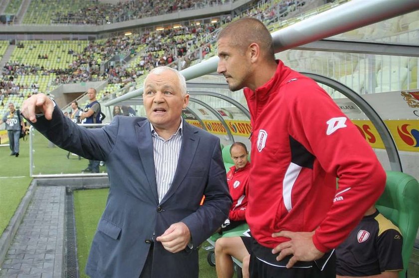 TME: Nie dorośli do stadionu?