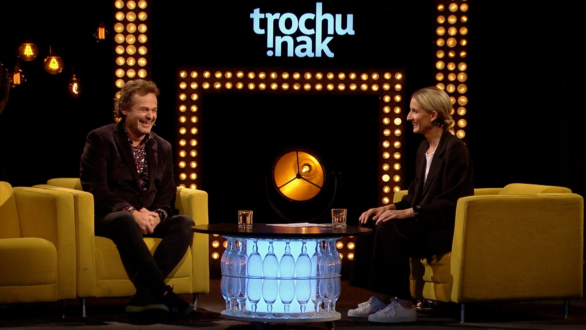 Talkšou Trochu inak s Adelou.