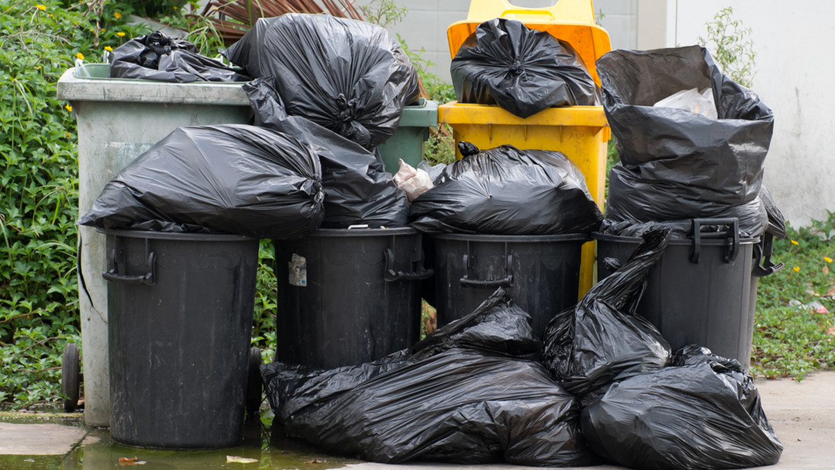 Śmieci z domów jednorodzinnych w Rzeszowie nadal będą odbierane raz w tygodniu. Rada Miasta nie zgodziła się na to, by odpady były zabierane co dwa tygodnie.