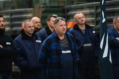 Rewolucja w układach zbiorowych przez kilka lat w teorii