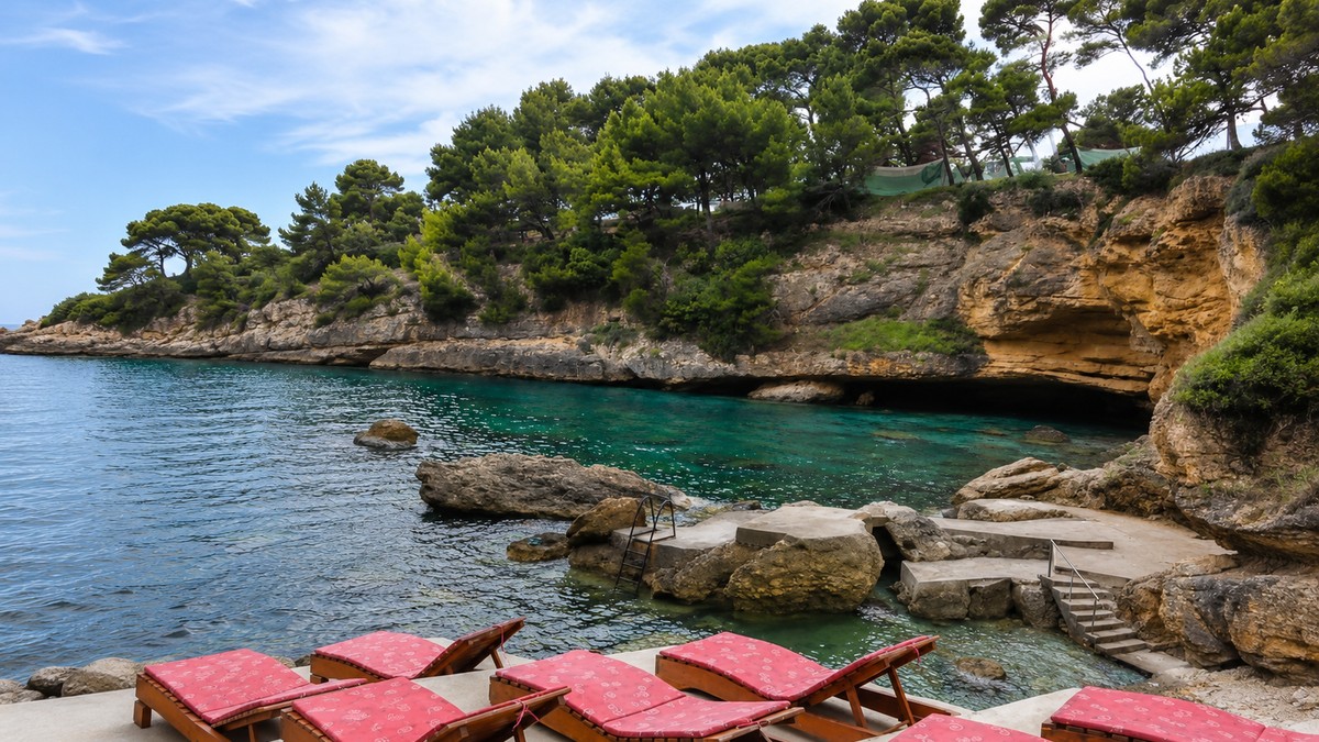 Ženska nudistička plaža u Ulcinju