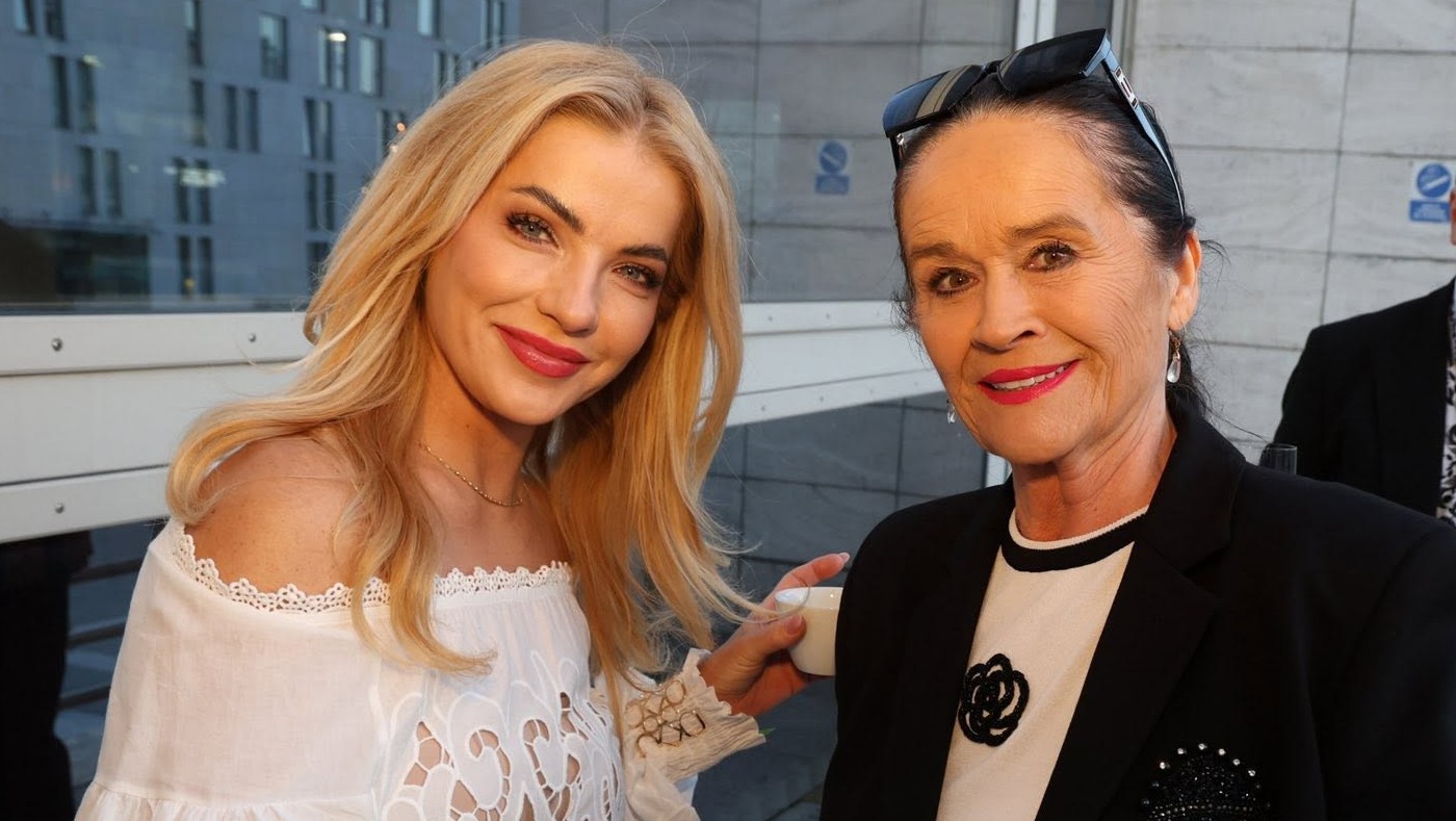 Ministerka kultúry Martina Šimkovičová a herečka Hana Gregorová.