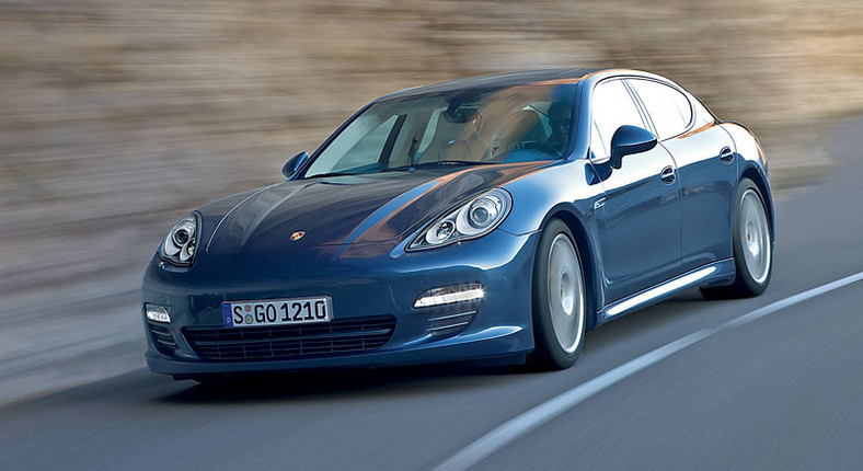 Porsche Panamera: dane techniczne i informacje (fotogaleria)