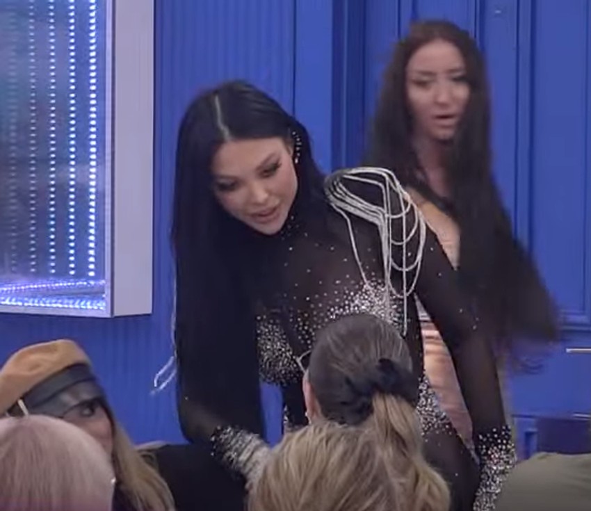 Maja Marinković se pozdravlja sa Aneli