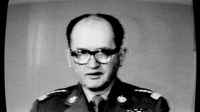 Wojciech Jaruzelski ogłasza wprowadzenie stanu wojennego, 13 grudnia 1981 r.