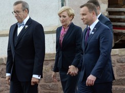 Gołąbeczki! Niestandardowe zachowanie Dudów podczas wizyty w Niemczech. FOTO