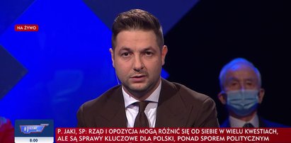 Europoseł Patryk Jaki zadał szyku. Stylistka: Tak manifestuje męskość