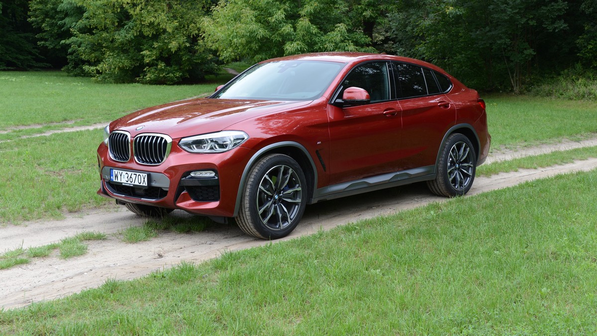 BMW X4 xDrive30i test, dane techniczne, silnik, ceny. SUV BMW X4