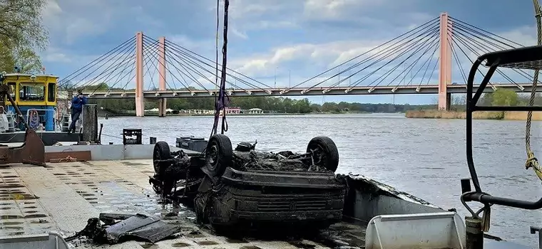 Zaskakujące odkrycie na dnie Odry. Akcja wydobycia trwała dwie godziny