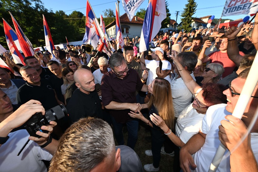 Aleksandar Vučić na skupu u selu Drežnik kod Užica
