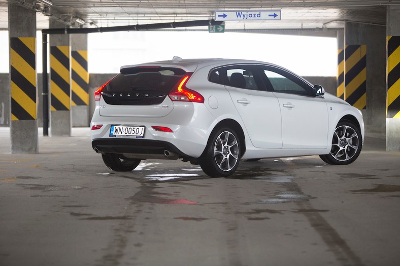 Volvo V40 D3