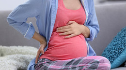 Kolka nerkowa w ciąży - przyczyny, objawy