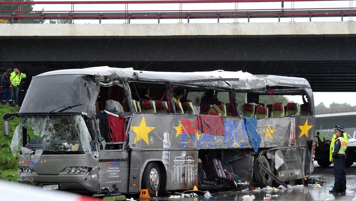 Firma, do której należał autokar rozbity w niedzielę w Niemczech, była prowadzona solidnie, a jej autokary sprawne - wynika z kontroli Wojewódzkiego Inspektoratu Transportu Drogowego (ITD) - poinformował inspektor Marek Rupental.