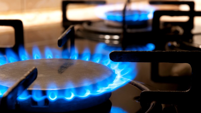 A boy ignored warnings asking him to wait for a while before lighting a gas burner. The choking smell of gas was obvious in the air at the time says a report on social media. - [Popular Science]