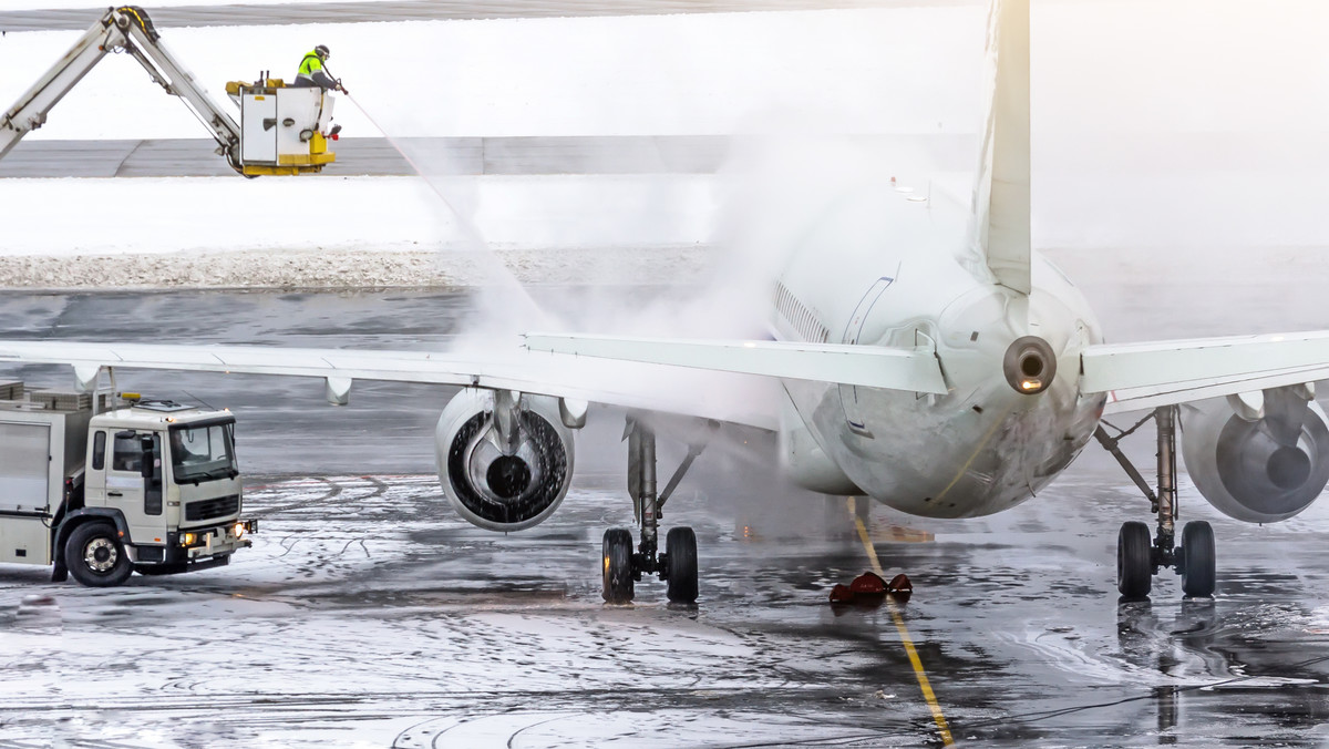 Samolot Aeroflotu zamarzł przy trzydziestostopniowym mrozie