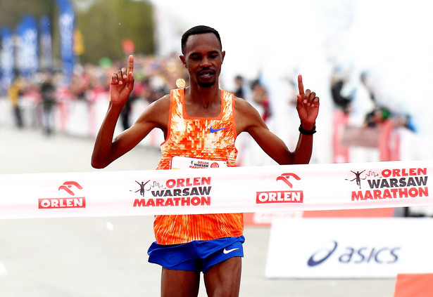 Kenijczyk Kimutai wygrał Orlen Warsaw Marathon