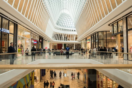 Właściciel centrum handlowego też odpowiada za sprzedawane w nim podróbki