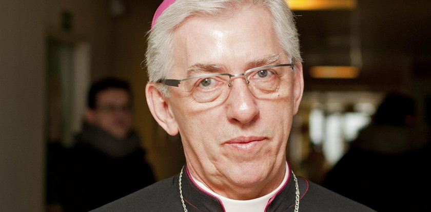Arcybiskup Skworc nie zgłosił pedofila, przez co ten dalej mógł krzywdzić dzieci. Teraz przeprasza