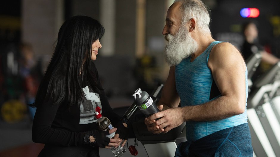 Poranne ćwiczenia dla seniorów na poprawę samopoczucia