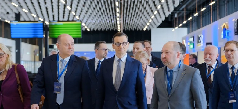 Oficjalne otwarcie nowego portu lotniczego. Morawiecki: Zdejmujemy klątwę z Radomia