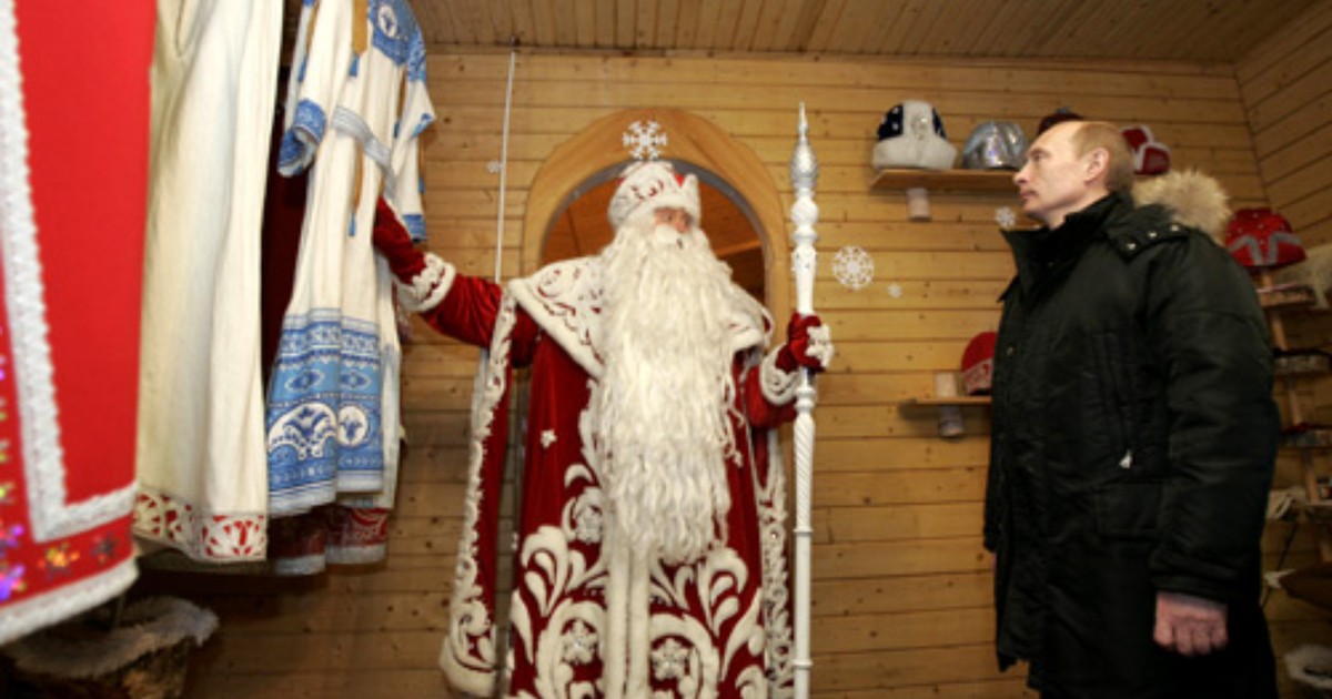 ロシアにはメリークリスマスはないでしょう。税務署がフロスト祖父の宮殿を接収した