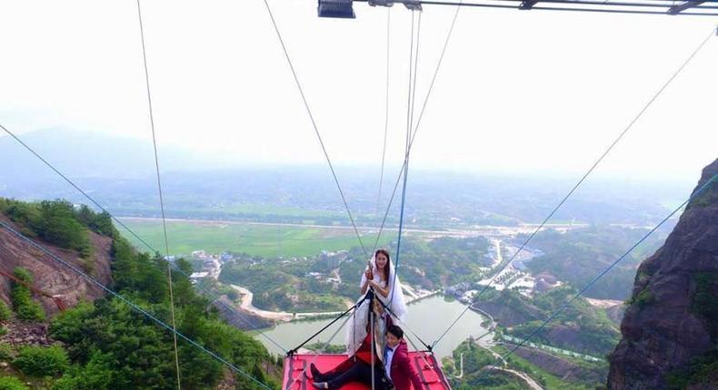 Chinese couple gets married underneath the Haohan Qiao Bridge