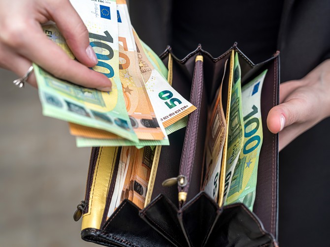 Ovim horoskopskim znacima suđeno je da budu bogati - privlače pare kao magnet