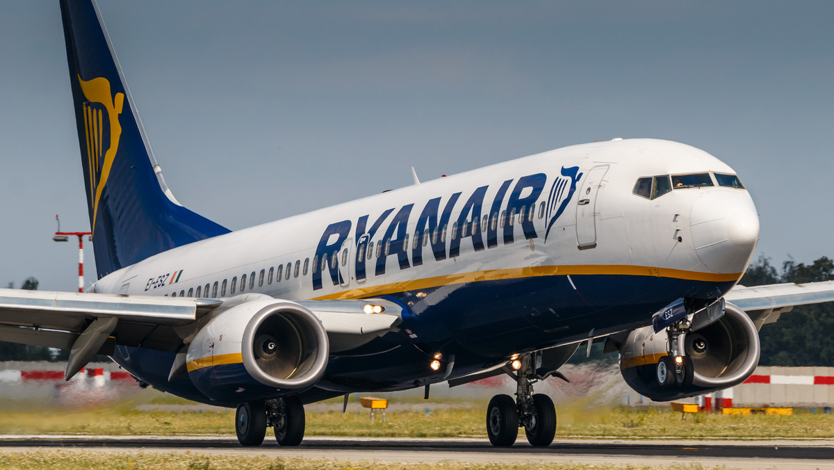 Poparzenie 8-latki w samolocie. Odszkodowanie od Ryanair