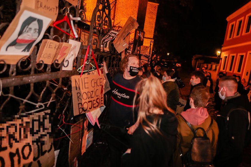 Siostrzeniec premiera Morawieckiego na protestach