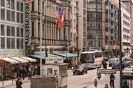 Checkpoint charlie dzisiaj.