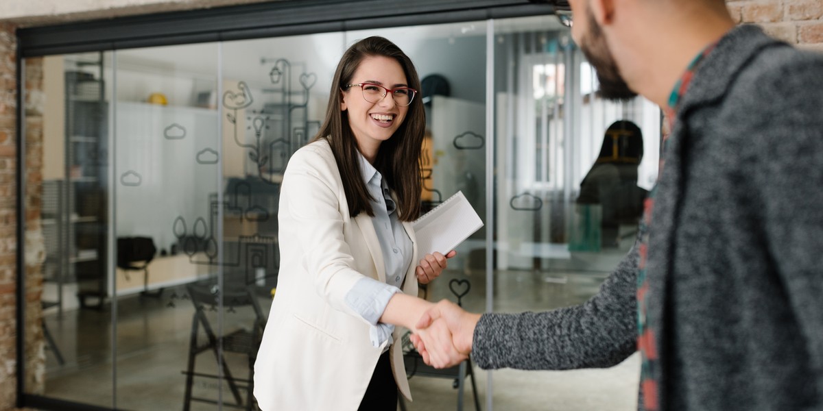 Bony na innowacje to jeden z najbardziej popularnych, bo przystępnych, programów wspierania innowacyjności dla mikro-, małych i średnich firm. Bony to oferta o charakterze dwuetapowym