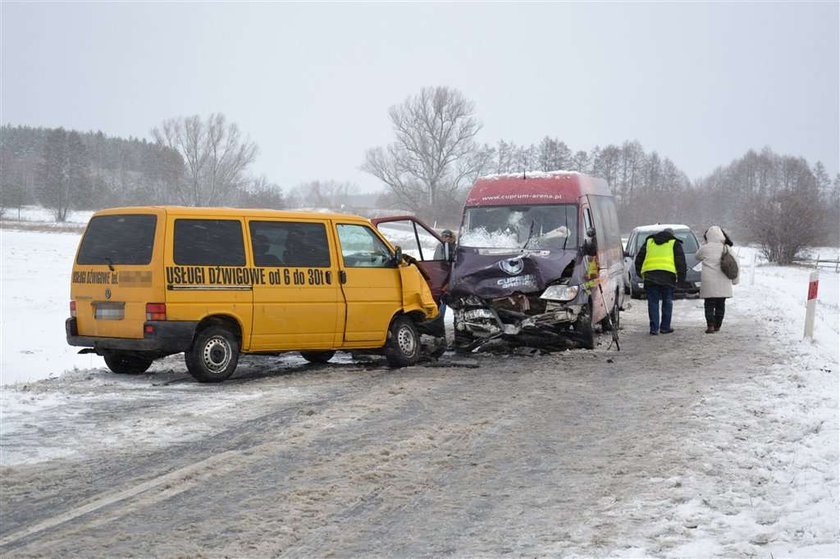 Zderzenie dwóch busów