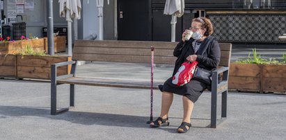 Czy można jeść i pić na ulicy podczas epidemii? GIS rozwiewa wątpliwości