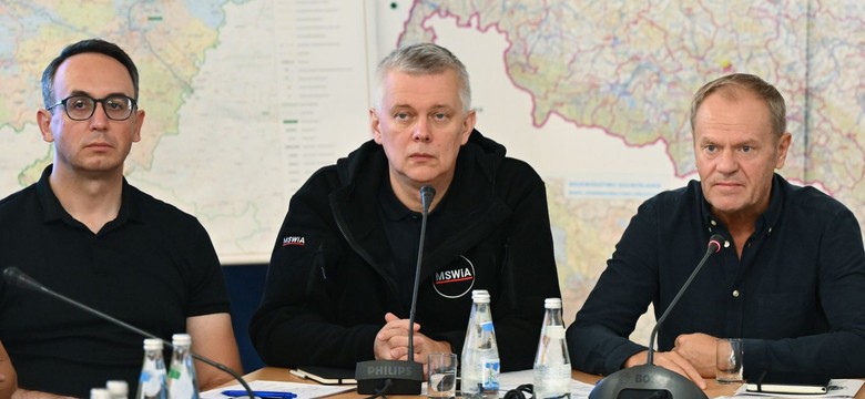 Powódź paraliżuje infrastrukturę. Wstrzymane pociągi, zamknięte przejścia graniczne