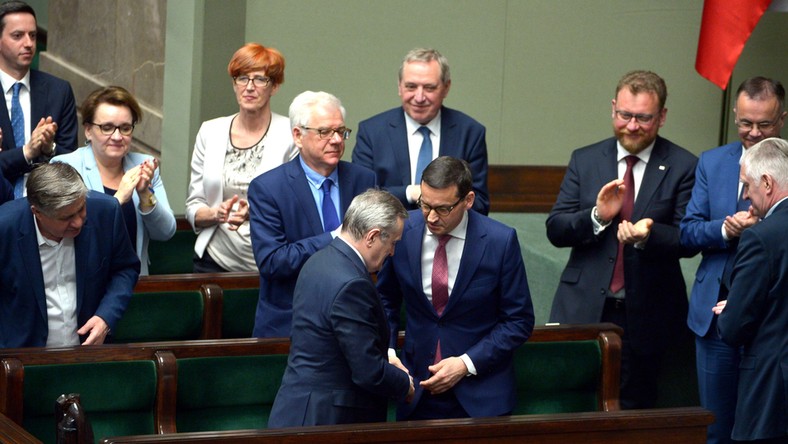 18508359 - WARSZAWA SEJM POSIEDZENIE (Mateusz Morawiecki, Piotr Gliński)