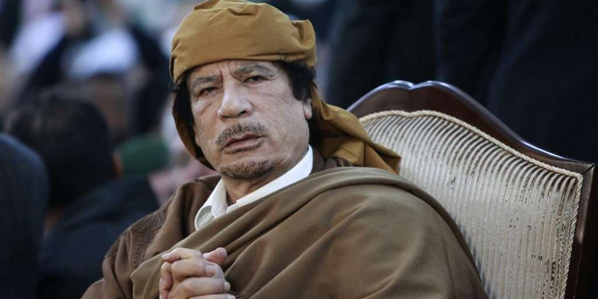 Kaddafi topi rebeliantów we krwi