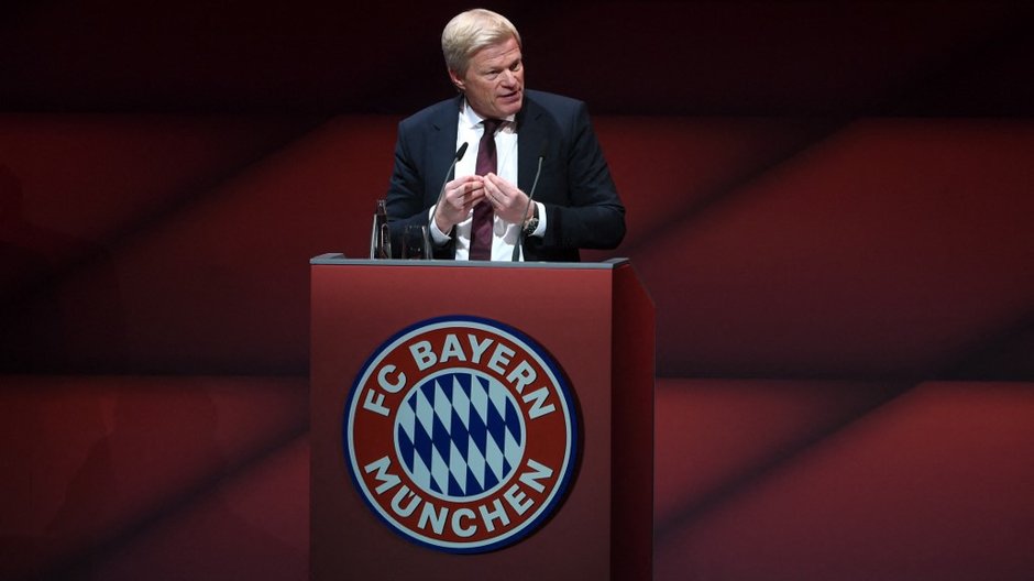 Oliver Kahn podczas spotkania z udziałowcami Bayernu 25 listopada 2021 r.