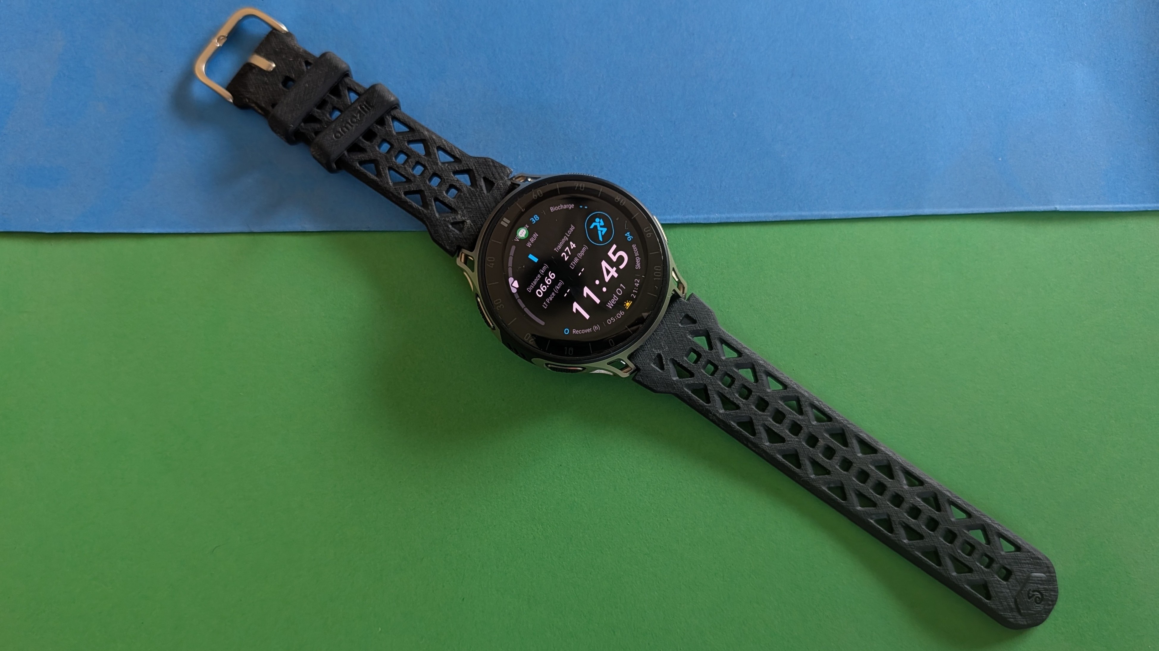 Xiaomi Watch S5 im Test: Genauer Puls, präzises GPS, 2-Wochen-Akku für 150 Euro | heise online bestenlisten