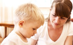 'Popatrz mamusiu, jaka gruba pani...' Kiedy i jak konfrontować dzieci z trudnościami życia?