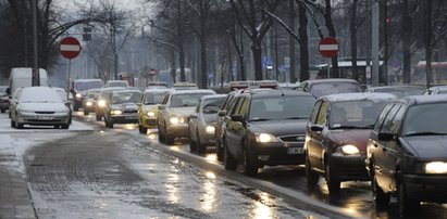 Zima zaatakowała, miasto stanęło