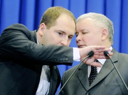 PiS wyda miliony na zmianę wizerunku