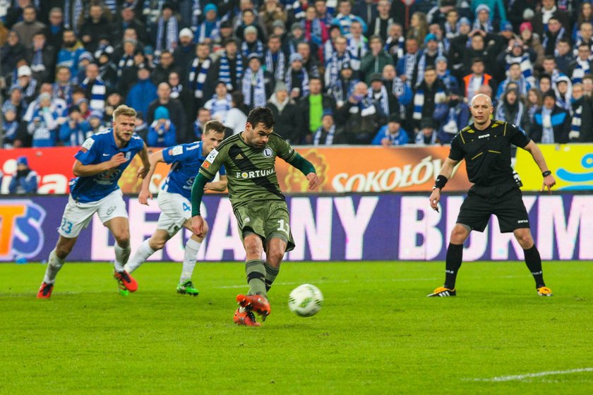 Gorąca atmosfera przed meczem Legia Warszawa – Lech Poznań