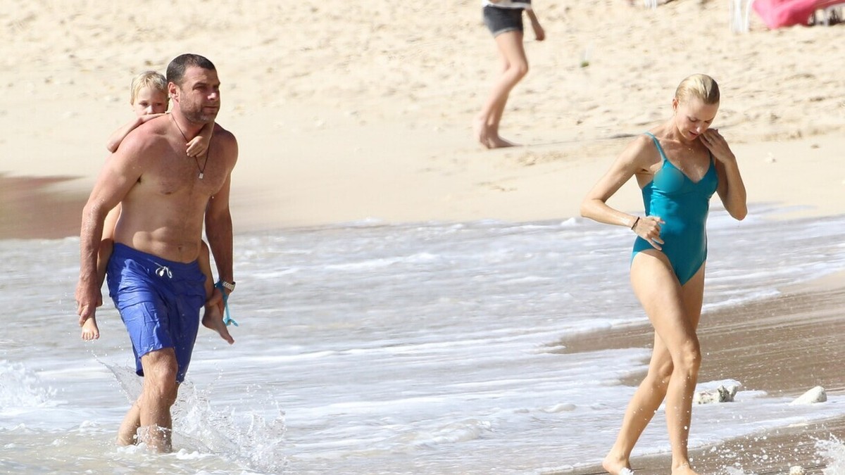 Ostavio ženu i decu zbog mlađe, pa sa njom u 55. dobio dete, posle bruke zavladala idila