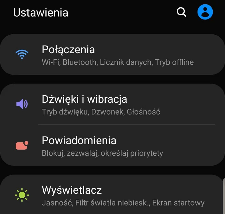 Dzięki technologii OLED ustawienia takie jak ciemne tło menu w S10+ i P30 Pro oszczędzają energię