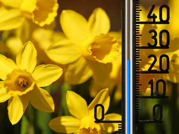 Orvosmeteorológia - melegszik az idő és még nincs vége, erre figyeljen!