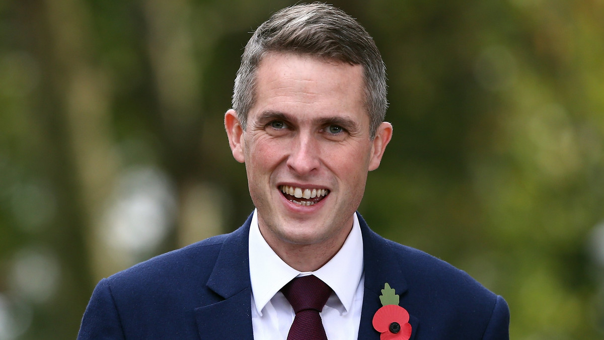 Gavin Williamson został dziś mianowany nowym ministrem obrony w rządzie Theresy May po wczorajszej rezygnacji Michaela Fallona - poinformowało Downing Street.