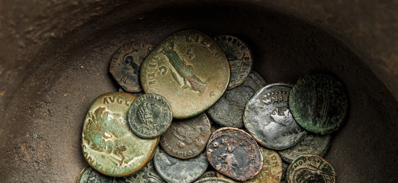 5 tysięcy monet pod ziemią. Historyczne odkrycie w Polsce zaskakuje Europę
