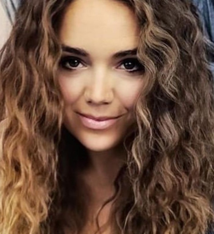Speváčka Lucie Vondráčková.