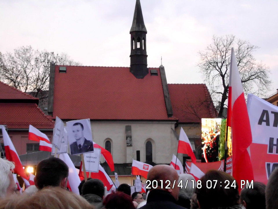 Druga rocznica pogrzebu Pary Prezydenckiej w Krakowie, Fot. Małgorzata W/Daj znać!