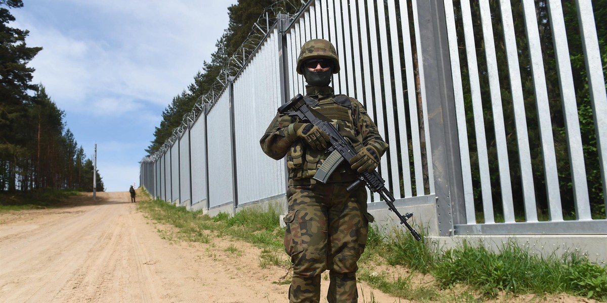 Wyborcza ujawnia raport SG i twierdzi, że zapora jest nieskuteczna.